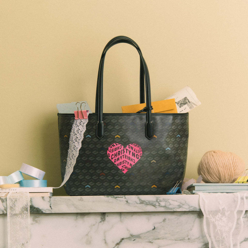 Printed Heart-shaped Letters O - огляд і ціна Bento Box